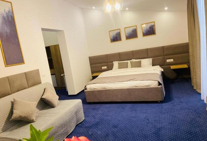 جناح عائلي, Pensiunea Sugag