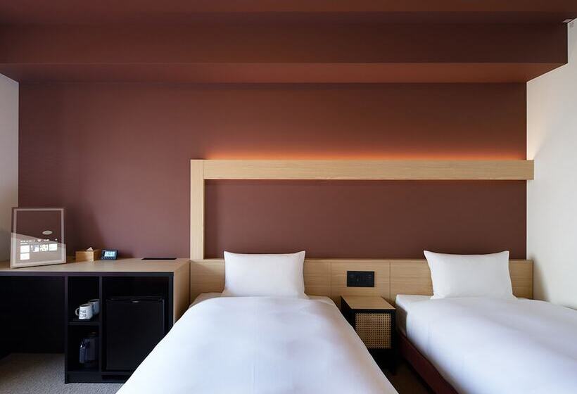 Номер Стандарт, Androoms Naha Port