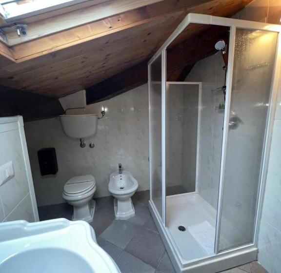 اتاق استاندارد چهار تخته, Il Palazzo Luxury Home & Event