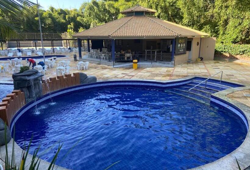 آپارتمان 1 خوابه, Golden Dolphin Grande