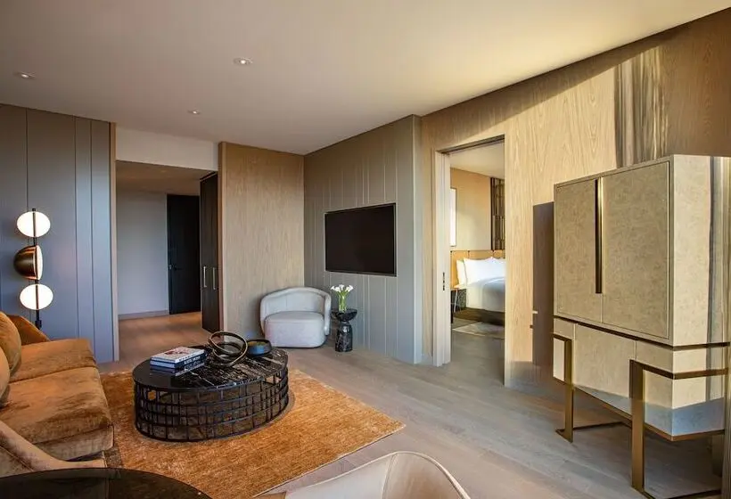 2 Bedroom Suite