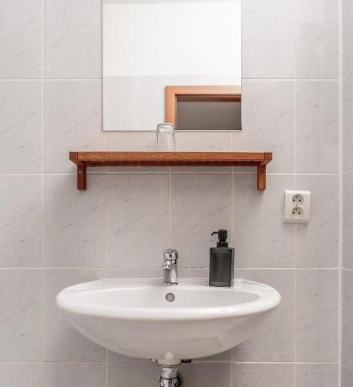 带2个卧室的公寓, Penzion Grado Davle