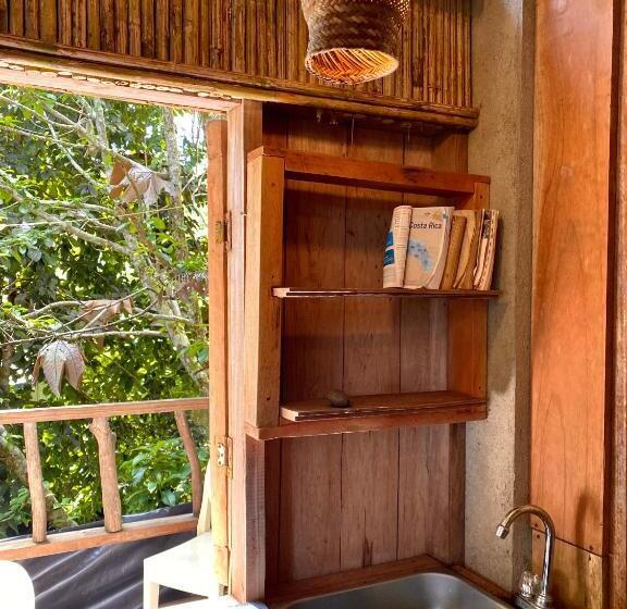 디럭스 패밀리 룸, Utria Hostel