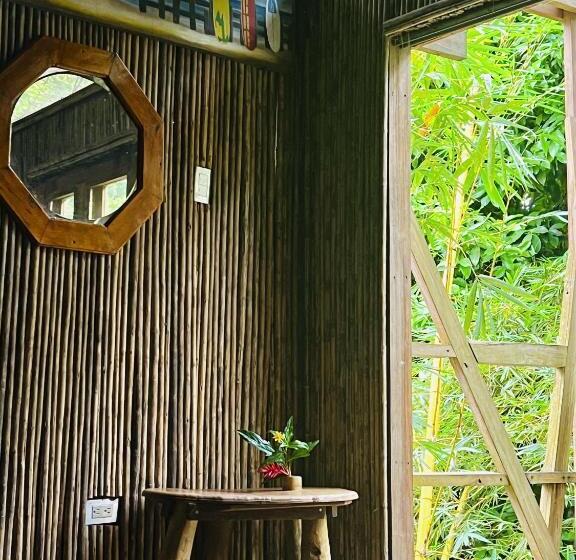 디럭스 패밀리 룸, Utria Hostel