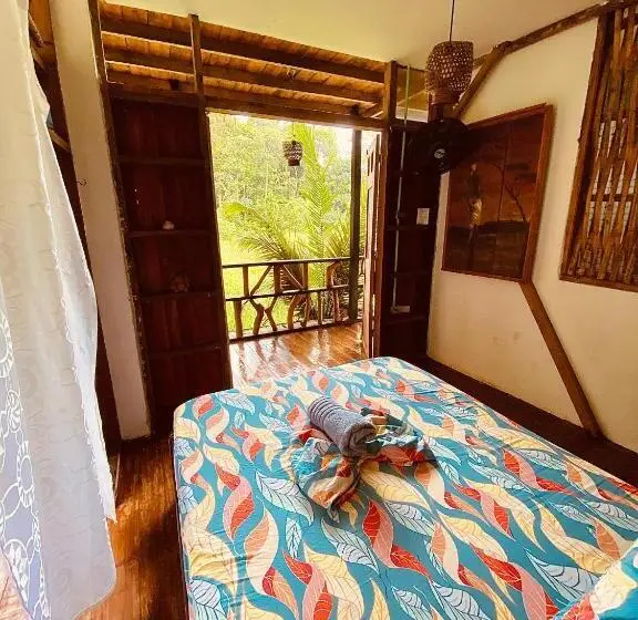 デラックスルーム, Utria Hostel