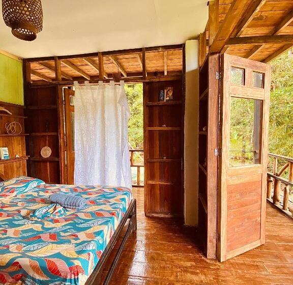 디럭스 룸, Utria Hostel