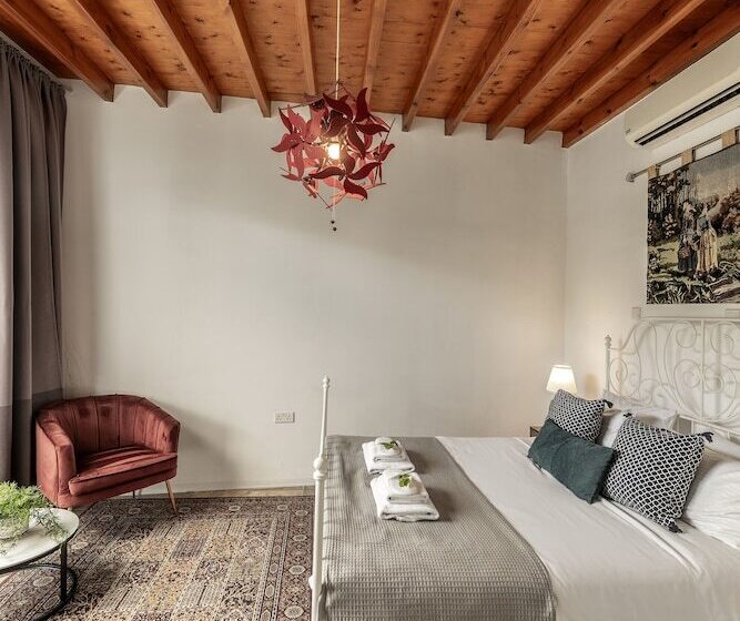 اتاق لوکس, Edem Traditional House