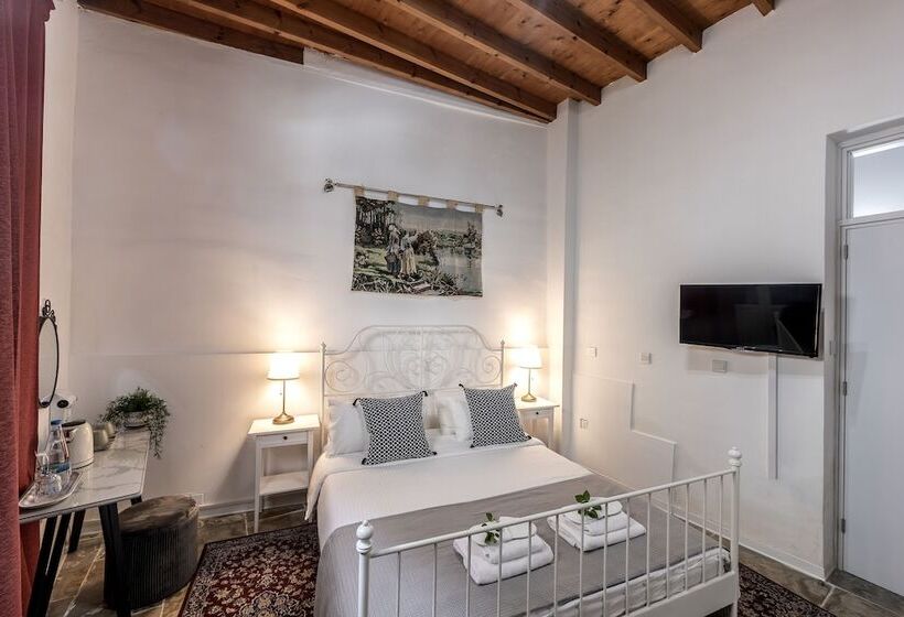 اتاق استاندارد, Edem Traditional House