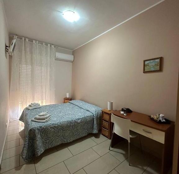 اتاق استاندارد یک نفره, B&b Emmanuel