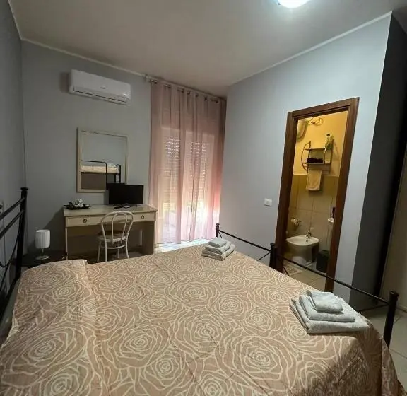 اتاق استاندارد چهار تخته, B&b Emmanuel