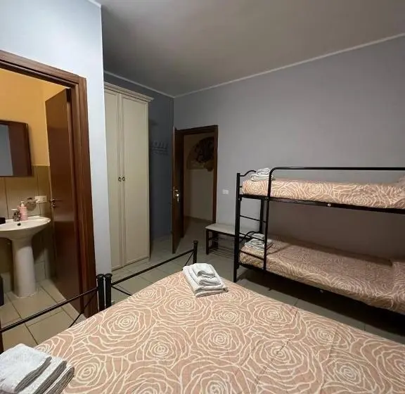 اتاق استاندارد چهار تخته, B&b Emmanuel