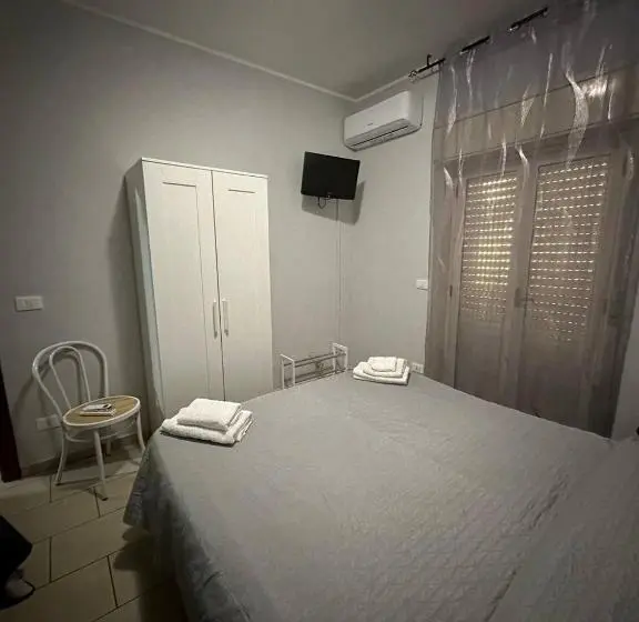 Standard room with outdoor bath, B&b Emmanuel