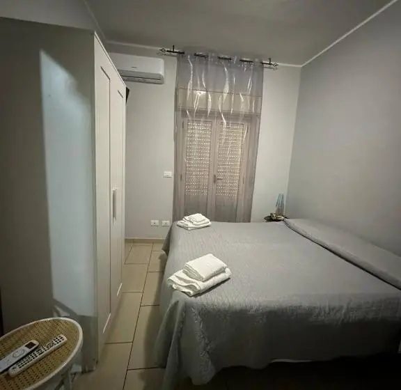 Standard room with outdoor bath, B&b Emmanuel