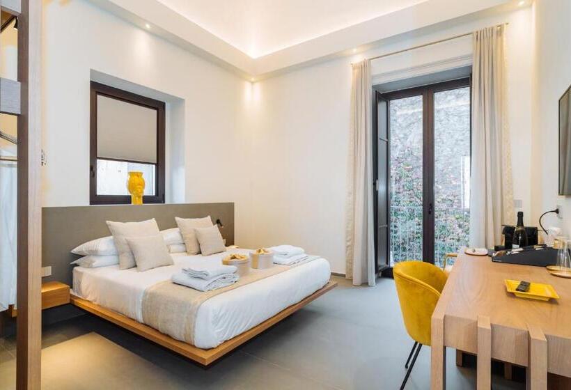 سوئیت با وان آب گرم, Etnea Suite 270