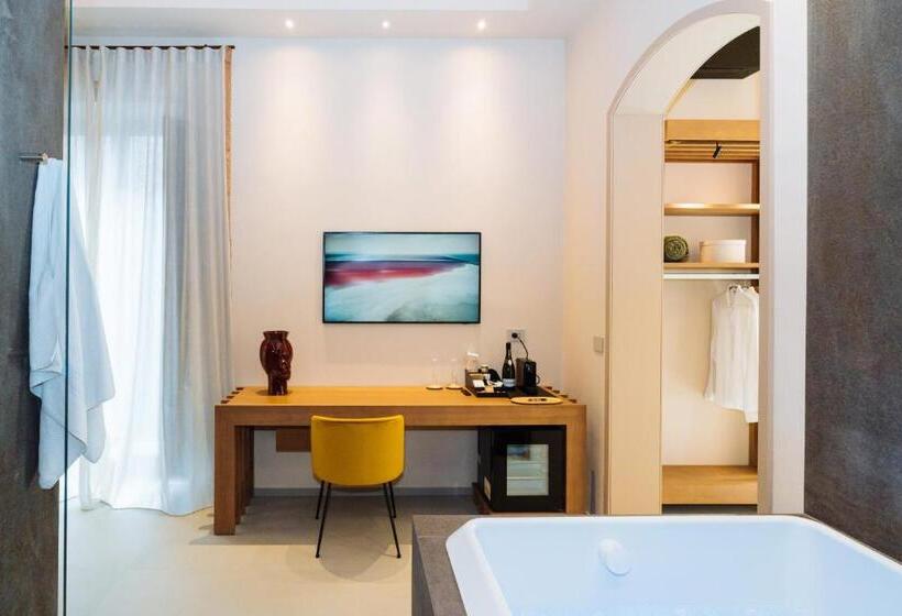 جناح مزود بجاكوزى, Etnea Suite 270
