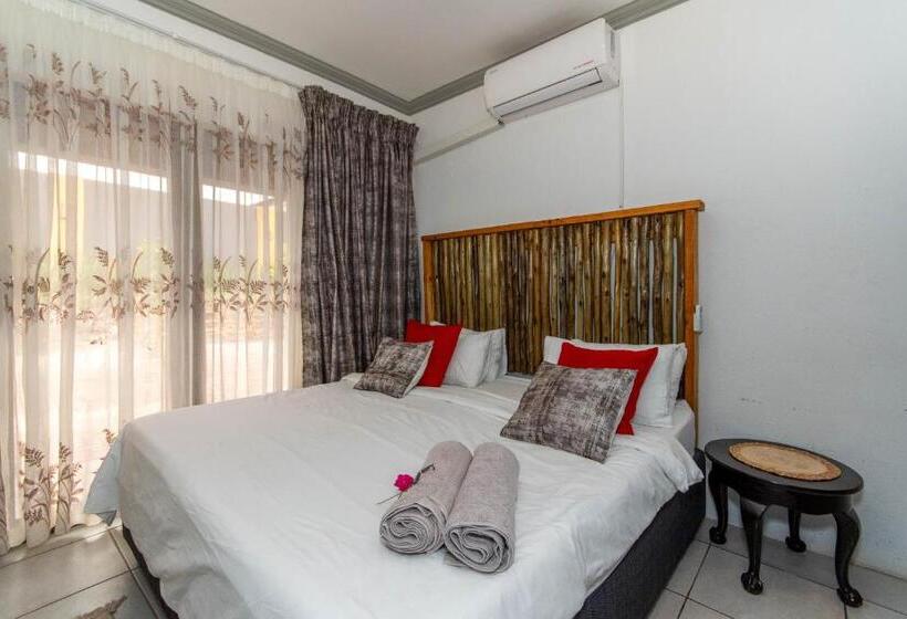 غرفة قياسية مطلّة علي الحديقة, Woodpeckers Guest House