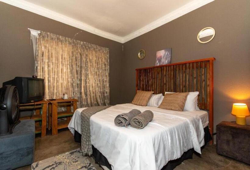 جناح عائلي, Woodpeckers Guest House