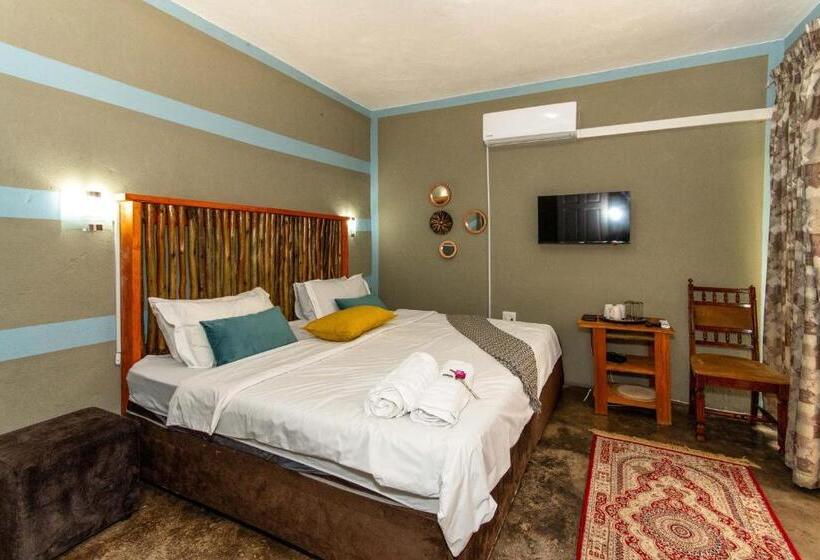 غرفة عائلية مطلّة علي الحديقة, Woodpeckers Guest House