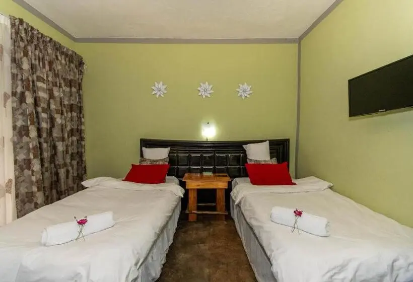 Deluxe-huone Puutarhanäkymä, Woodpeckers Guest House