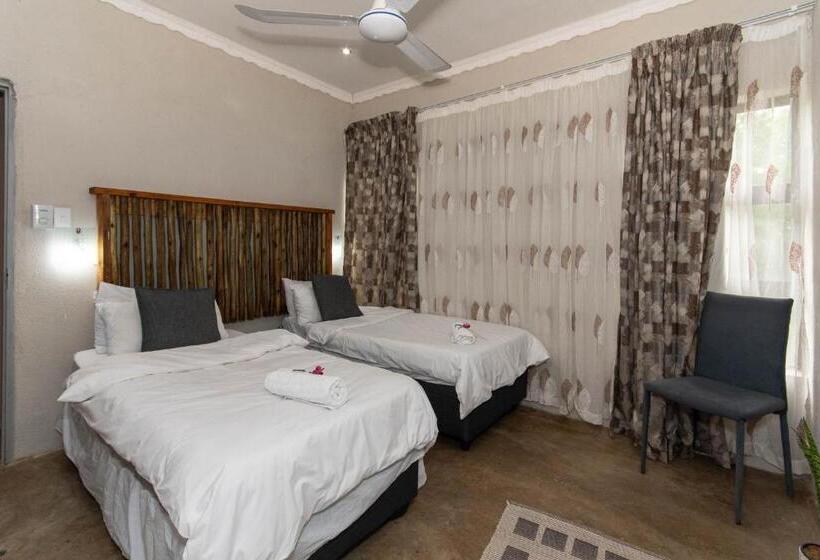 Номер Deluxe Вид на Сад, Woodpeckers Guest House