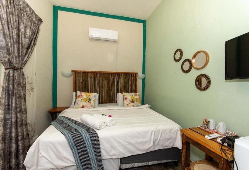 جناح عائلي, Woodpeckers Guest House