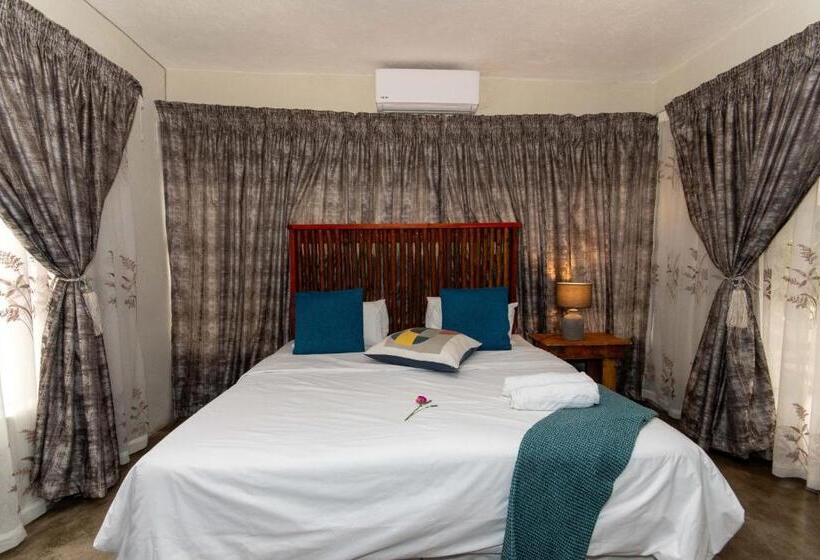 غرفة عائلية مطلّة علي الحديقة, Woodpeckers Guest House