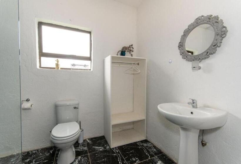 Номер Deluxe Вид на Сад, Woodpeckers Guest House