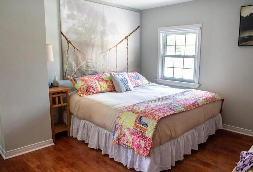 Номер Стандарт Индивидуальный, The Jypsy Inn   Journey Apartment Muskoka