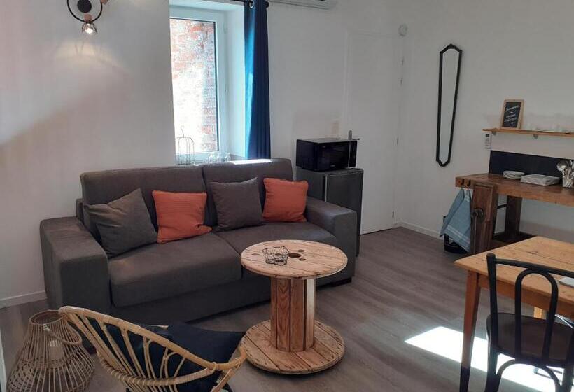 סוויטה משפחתית, Charmes En Ville Le Charme Poétique