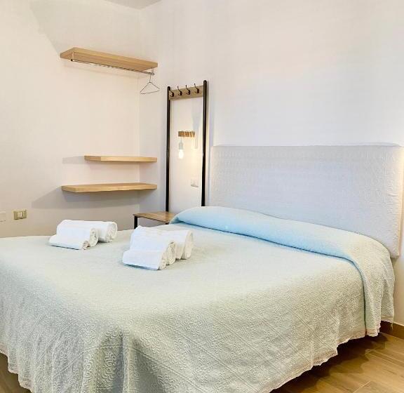 スタンダードルーム, Affittacamere Ciro's House