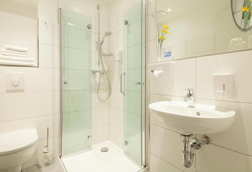 اتاق لوکس یک تخته, Kastanienhof