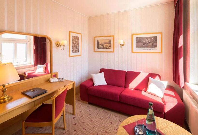 سوئیت کلاسیک, Kastanienhof