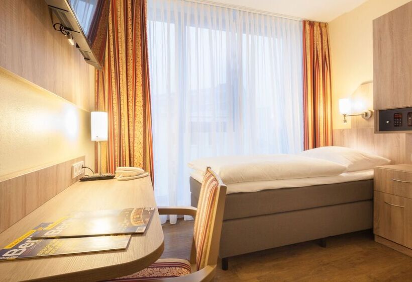 اتاق لوکس یک تخته, Kastanienhof