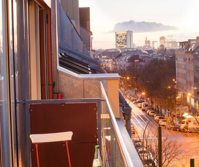 اتاق لوکس, Kastanienhof