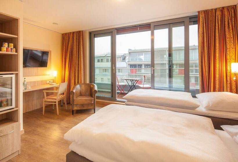 اتاق لوکس, Kastanienhof