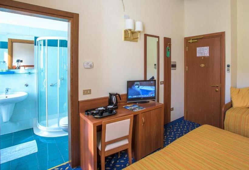 חדר אקונומי, Lake Hotel Benaco