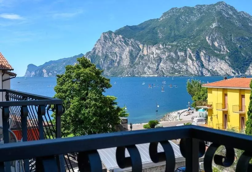 スーペリアールーム, Lake Hotel Benaco