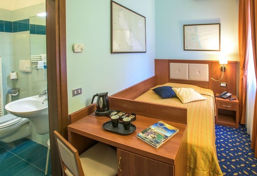 חדר סטנדרט יחיד, Lake Hotel Benaco