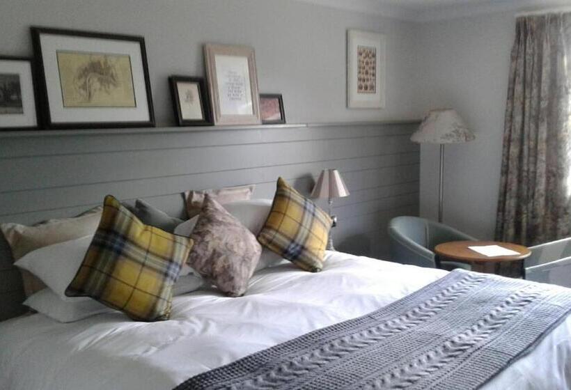 חדר קלאסי, Crown