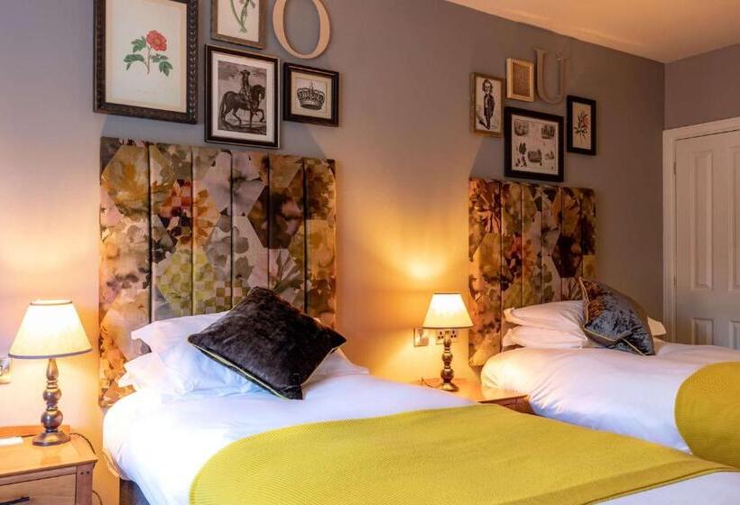 חדר קלאסי, Crown