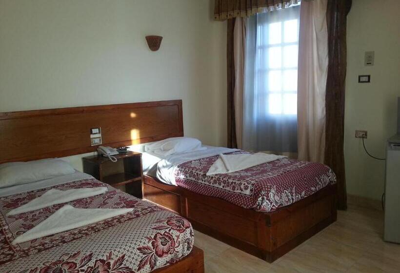 اتاق استاندارد با چشم‌انداز رودخانه, El Mesala