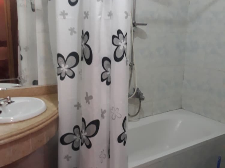 اتاق استاندارد, El Mesala