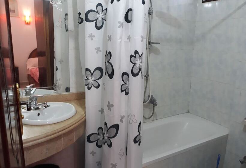 اتاق استاندارد, El Mesala