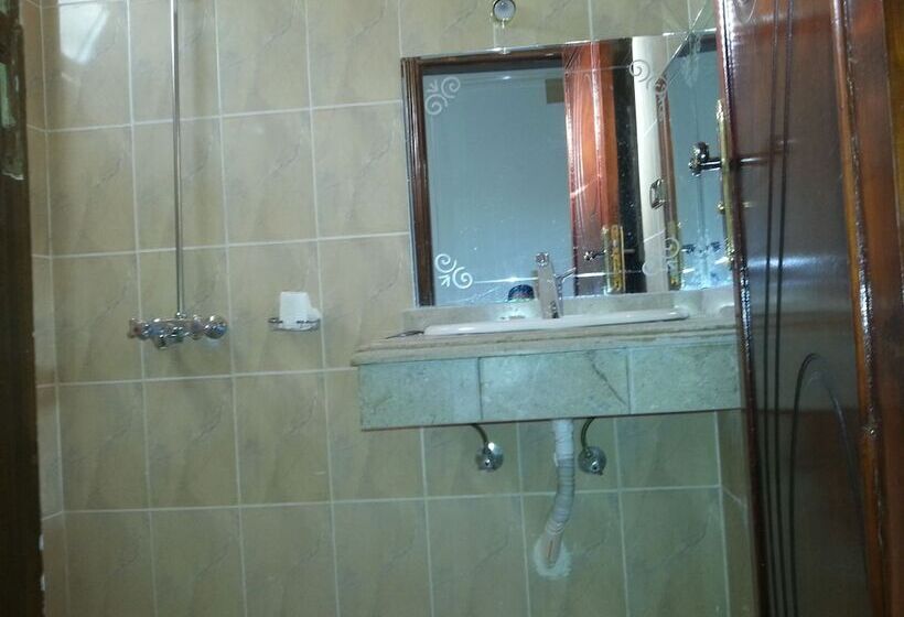 اتاق استاندارد, El Mesala