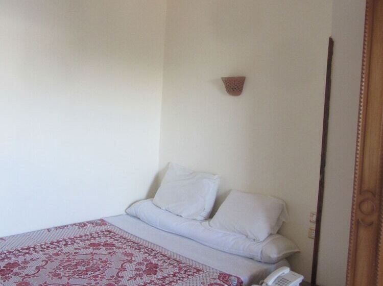 اتاق استاندارد, El Mesala