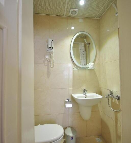 スタンダードルーム, Elvan Cave House