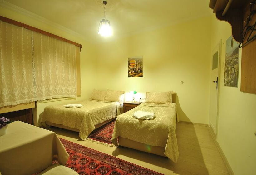 スタンダードトリプルルーム, Elvan Cave House