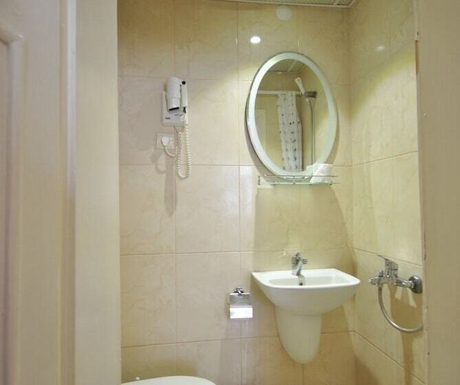 スタンダードトリプルルーム, Elvan Cave House