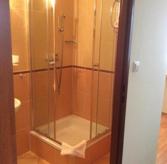 اتاق سوپریور, Et Nocleg