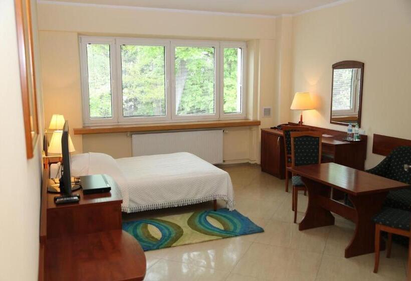 اتاق لوکس یک تخته, Et Nocleg